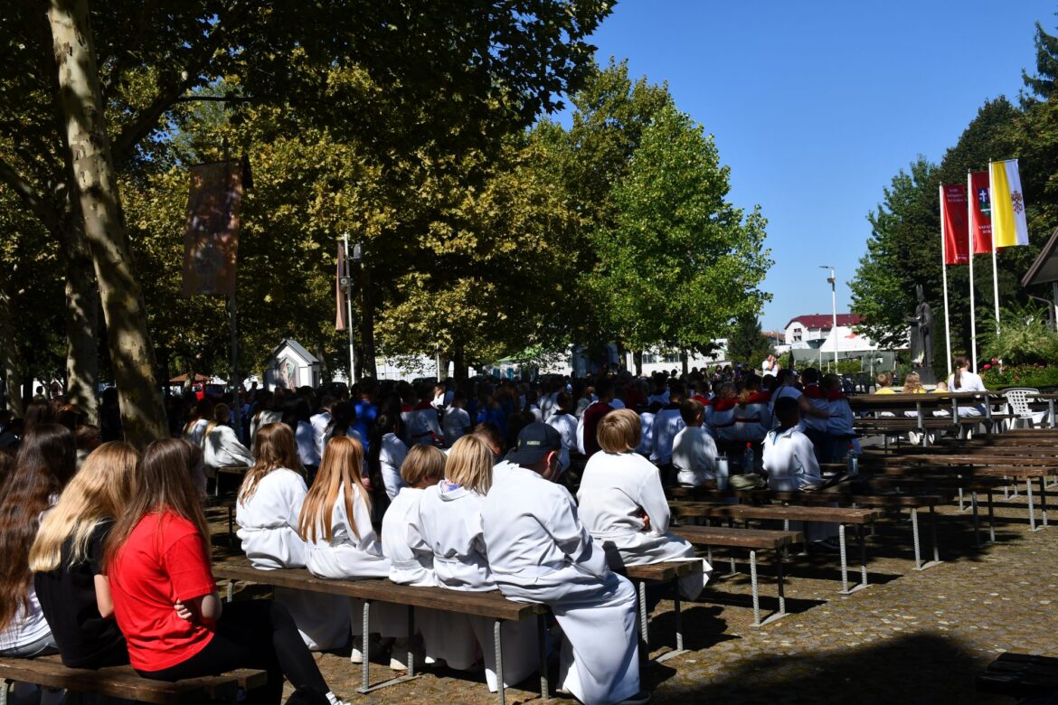 Ministranti i vjeroučenici Varaždinske biskupije hodočastili u Ludbreg