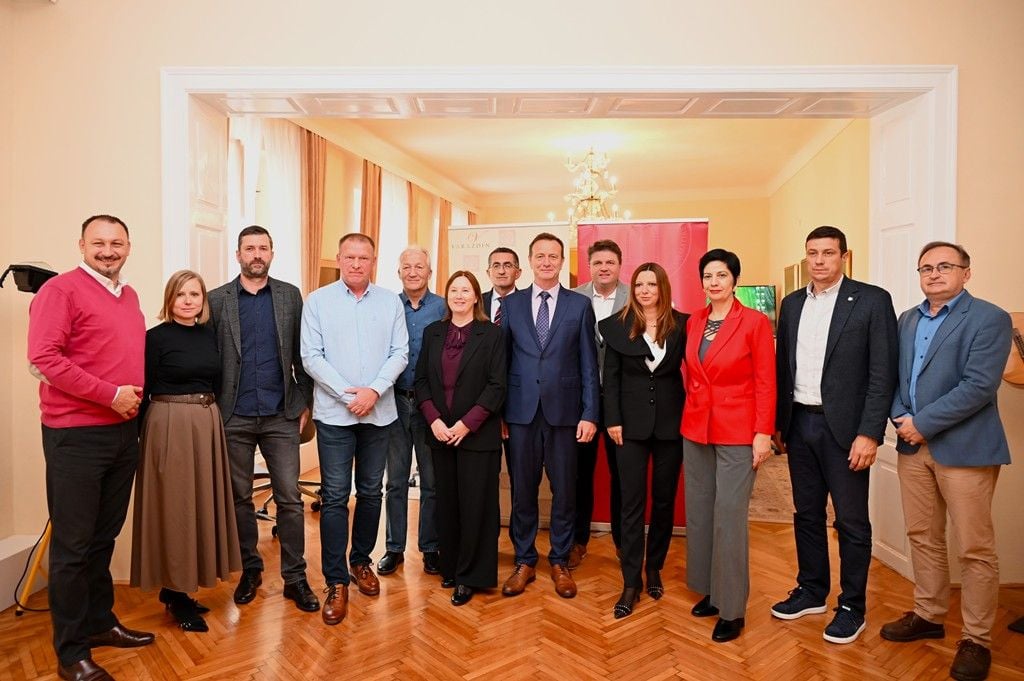 Potpisan Ugovor o izvođenju radova na izgradnji Regionalnog centra za predinkubaciju u pametnoj industriji, Ludbreg partner na projektu