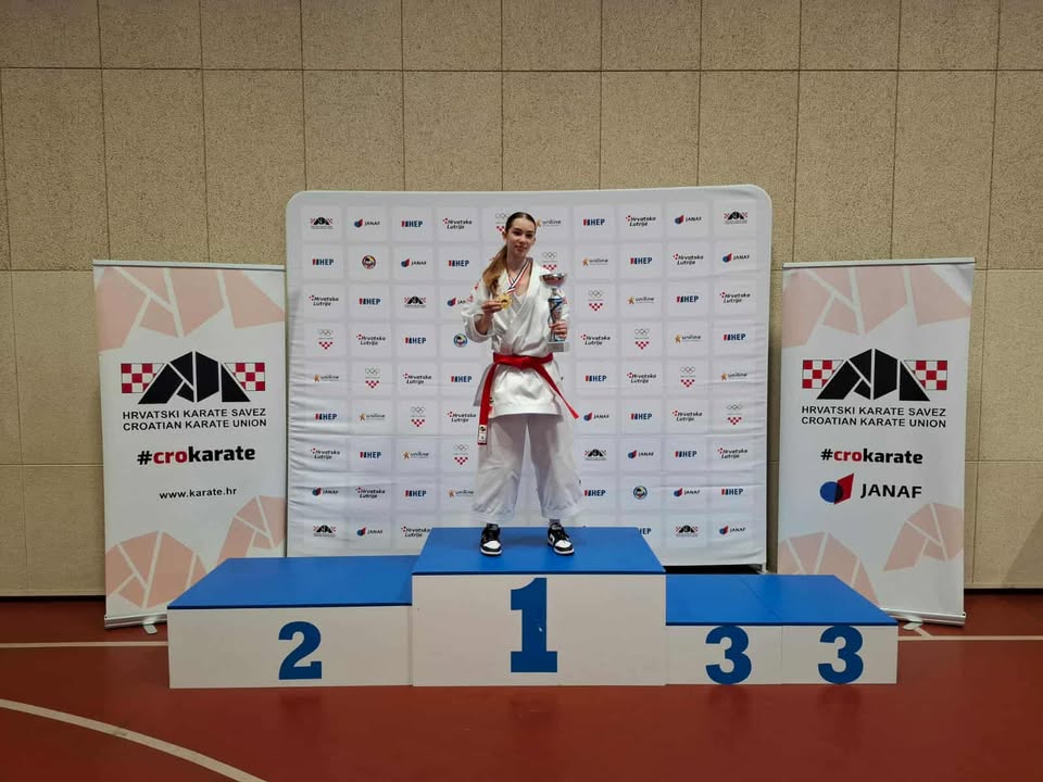 Zlato na Kupu Hrvatske i poziv u reprezentaciju, kadetkinja Karla Mezga iz KK Okinawa izborila mjesto u reprezentaciji