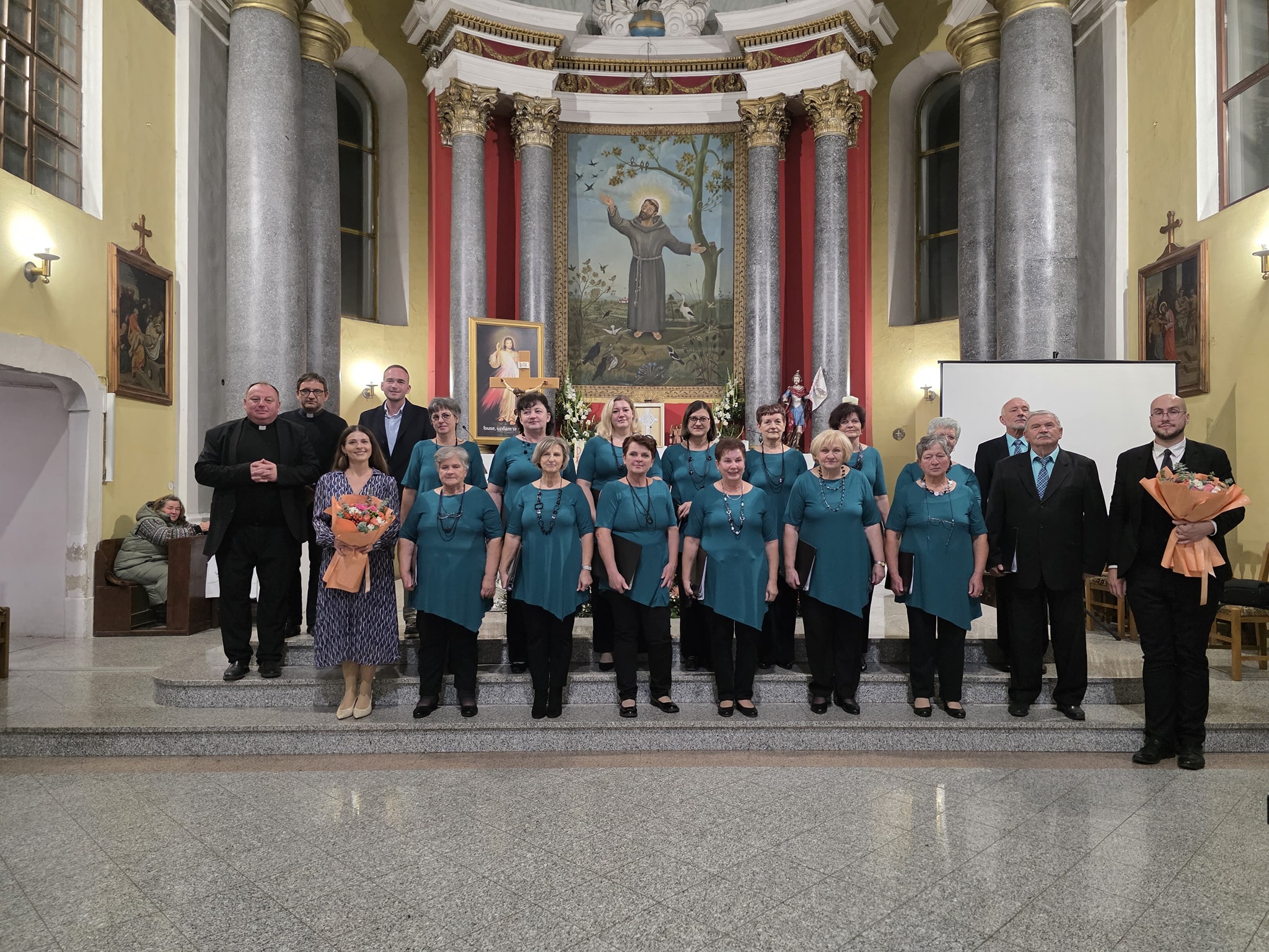 Koncert zbora Podravina u Velikom Bukovcu uz zvuke jedinstvenih orgulja