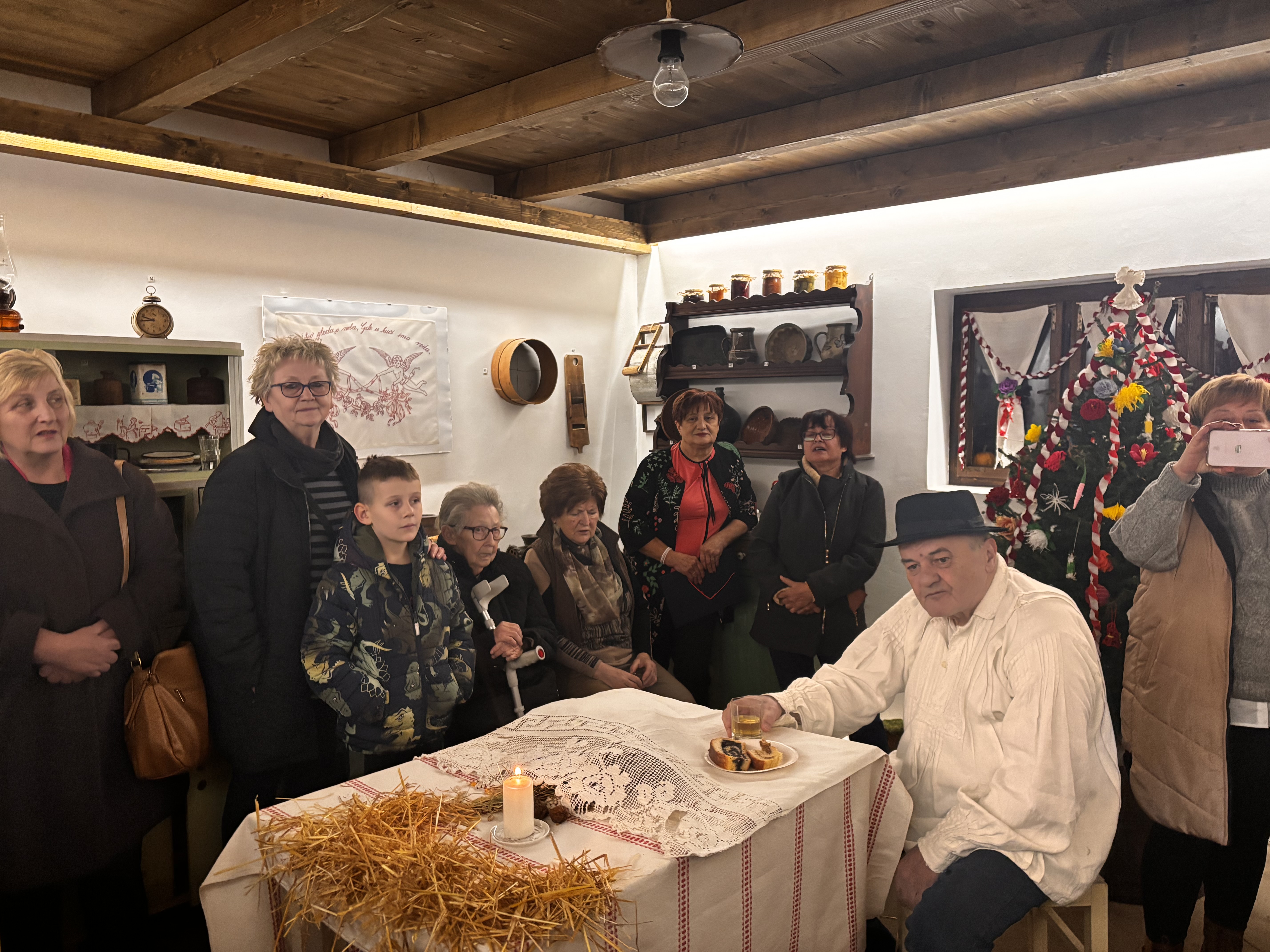 Otvoren Božić u Bakinoj hiži: povratak starinskom Božiću ludbreškog kraja