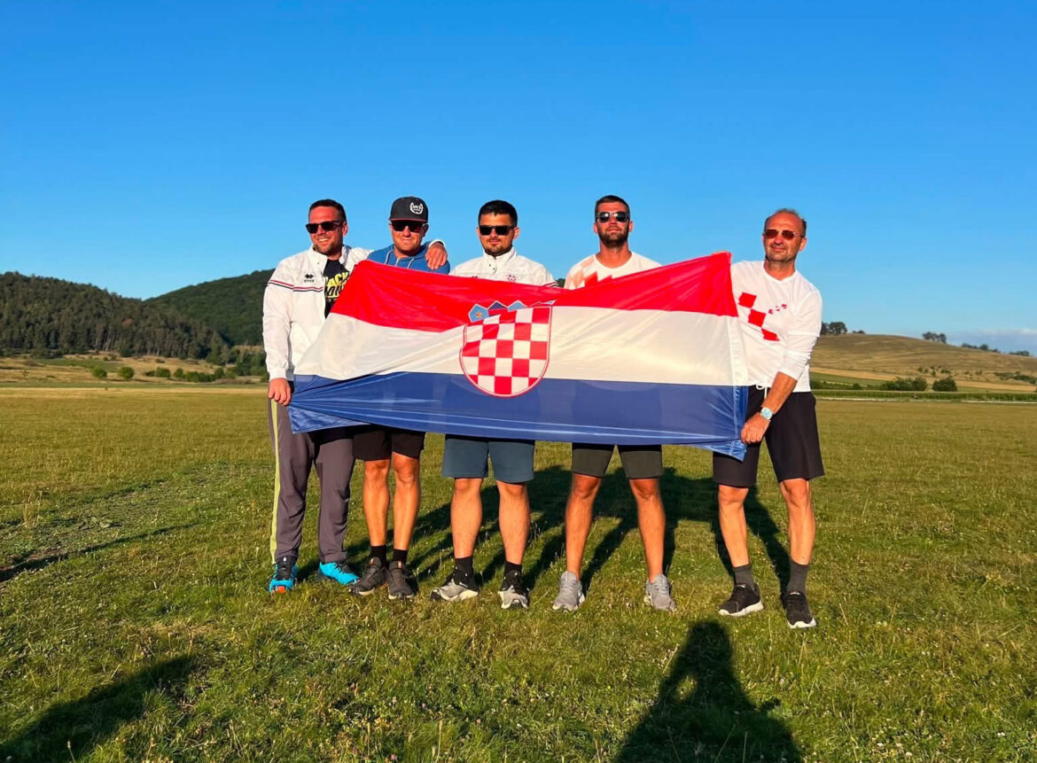 Ekipno europsko zlato aeromodelara, Nikola Frančić europski prvak